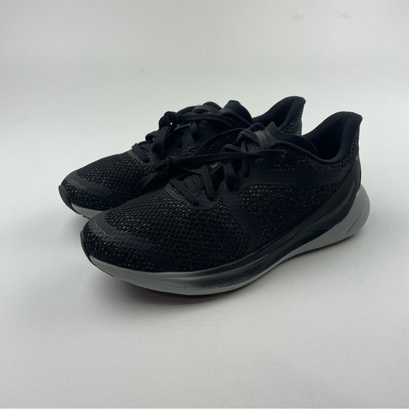 lululemon athletica Shoes - Lululemon Women's Blissfeel 2 Running Shoes Winter Size 9.5